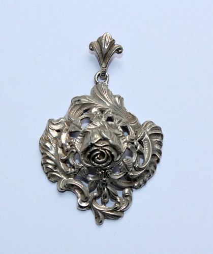 Massiver antiker rose - antiker,