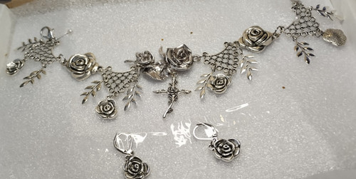 Trachtenschmuck - ,