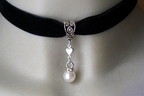 Samt halsband oder ohrringe - halsband,